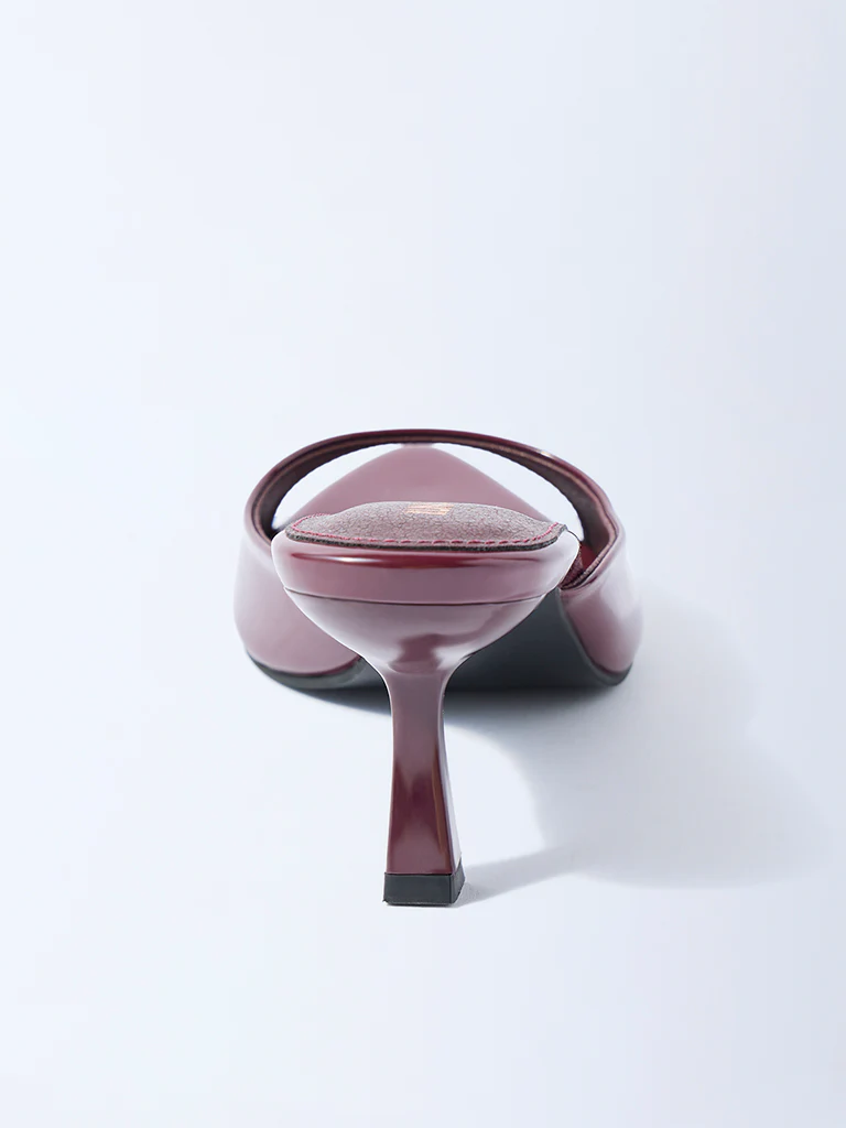 LUNA BLU Burgundy Solid Kitten Sandals - Image 3