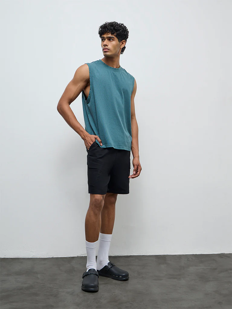 Nuon Black Solid Relaxed-Fit Mid-Rise Cotton-Blend Shorts