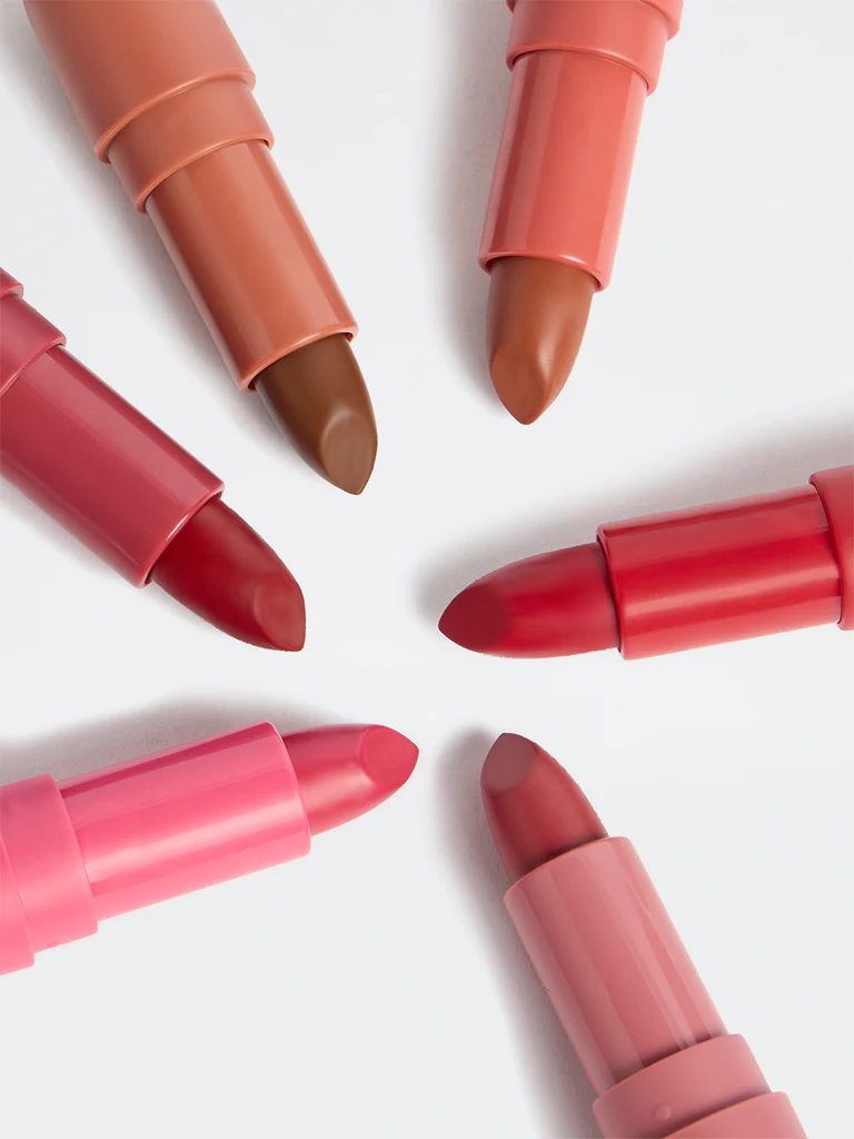 Studiowest Matte Mood Bliss NB-01 Lipstick - 4.2 gm - Image 4