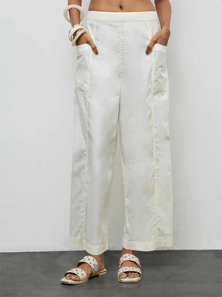 Utsa White Solid Cotton Pants